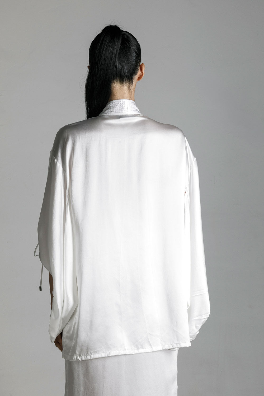 Mineko Short Silk Kimono, White