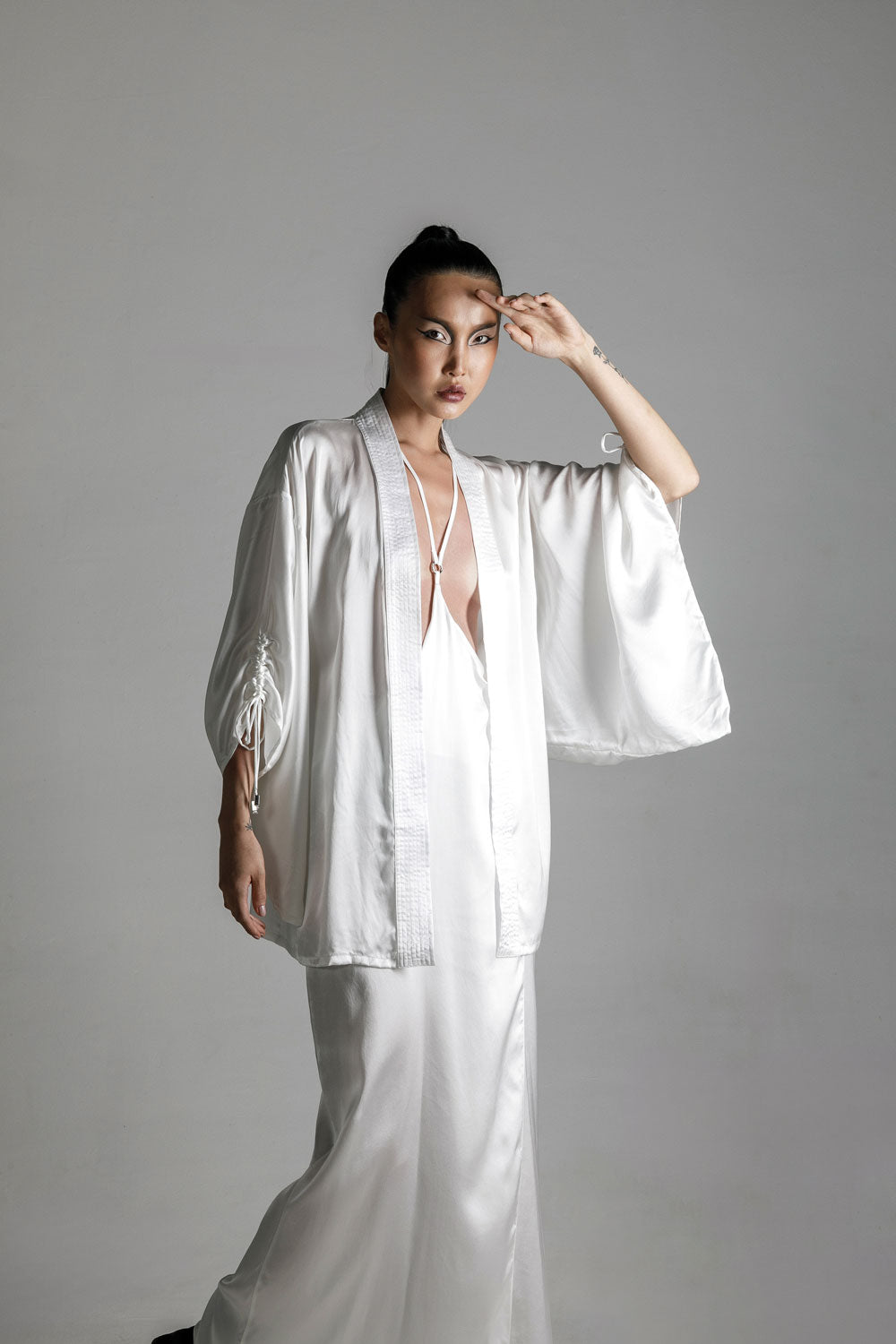 Mineko Short Silk Kimono, White