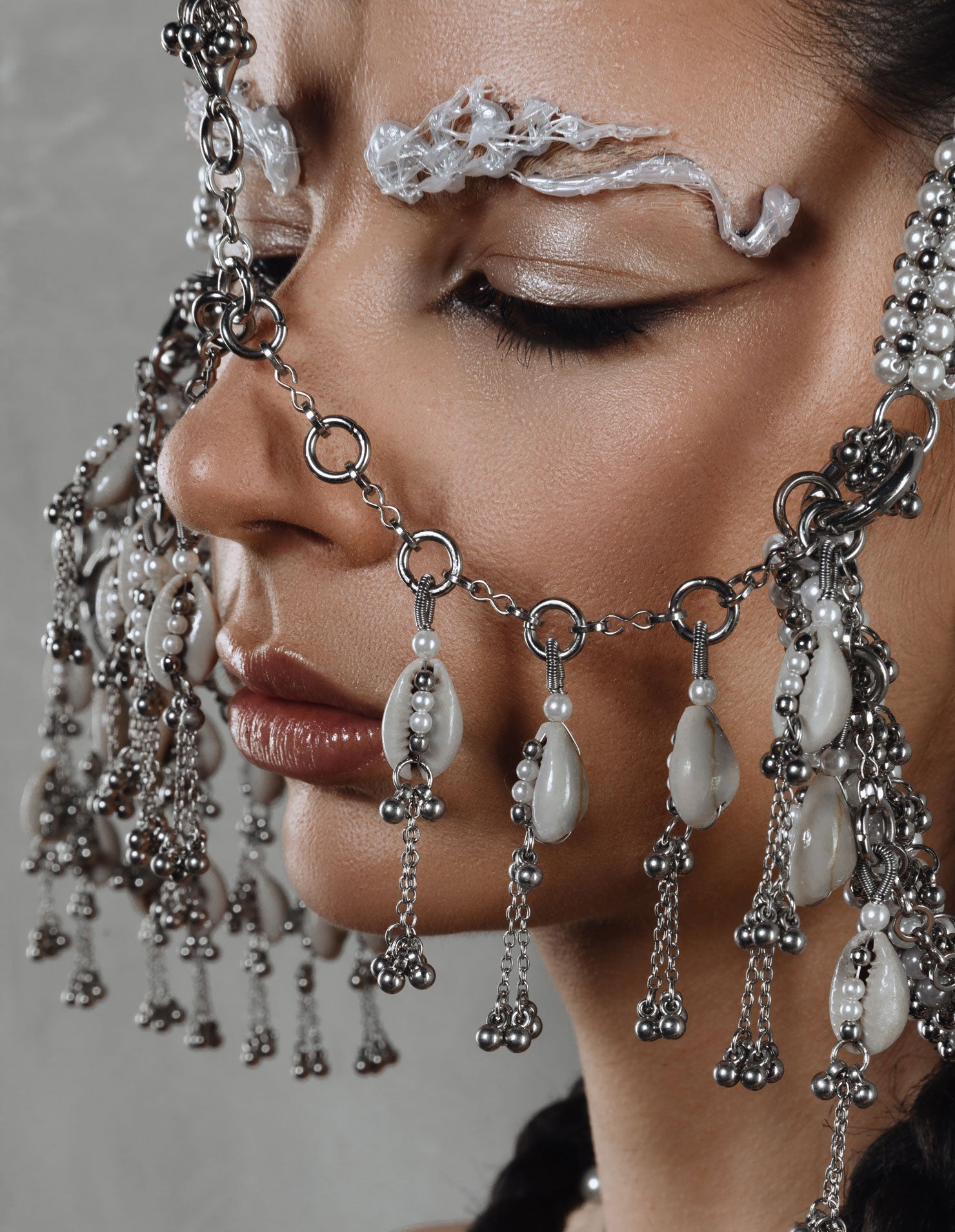 Jas Modular Headpiece System w/Face Chain in Pearl