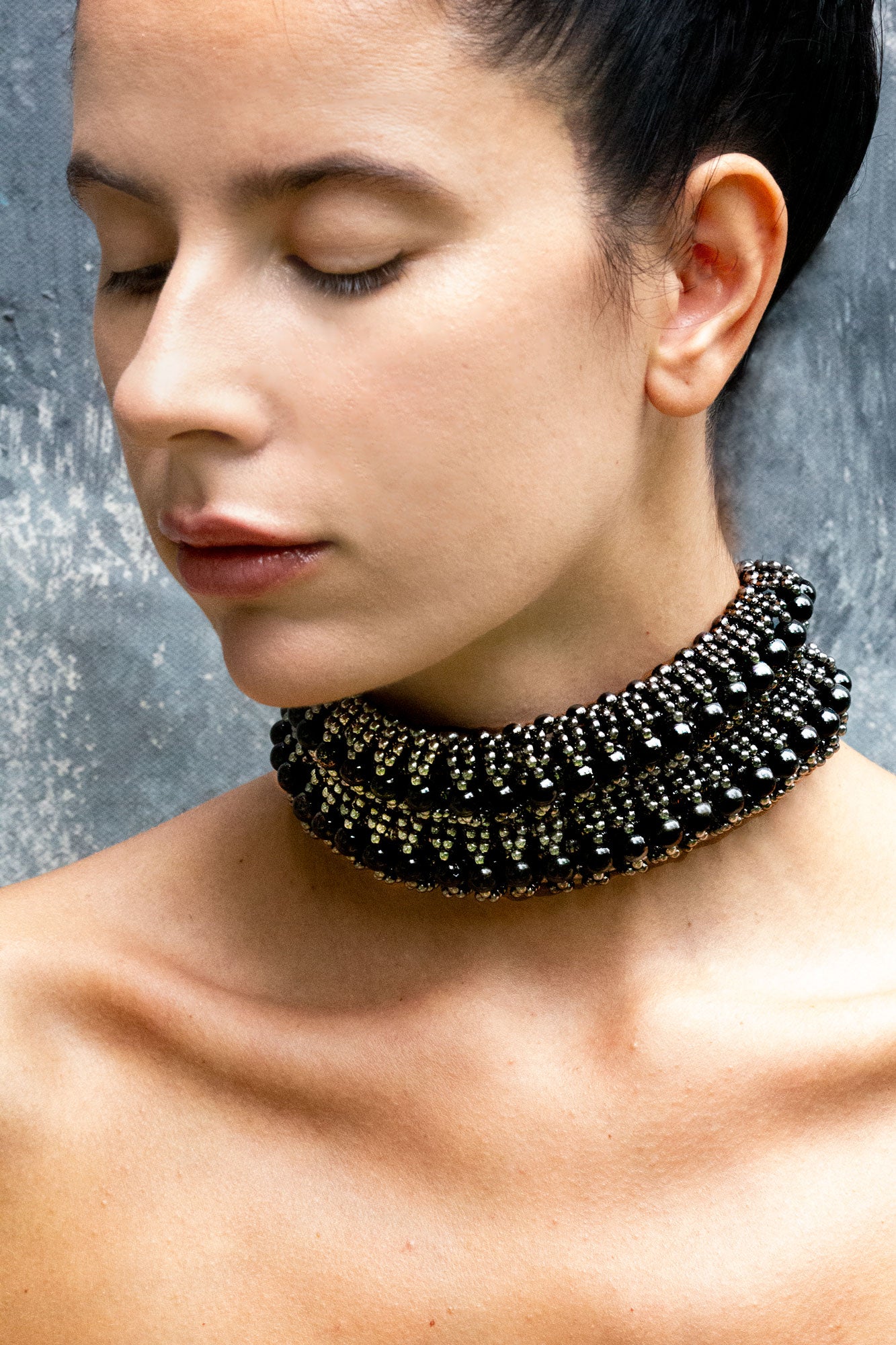 HELIOS Siamese 3D Choker in Jet Black