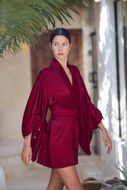 Mineko Short Silk Blend Kimono, Burgundy