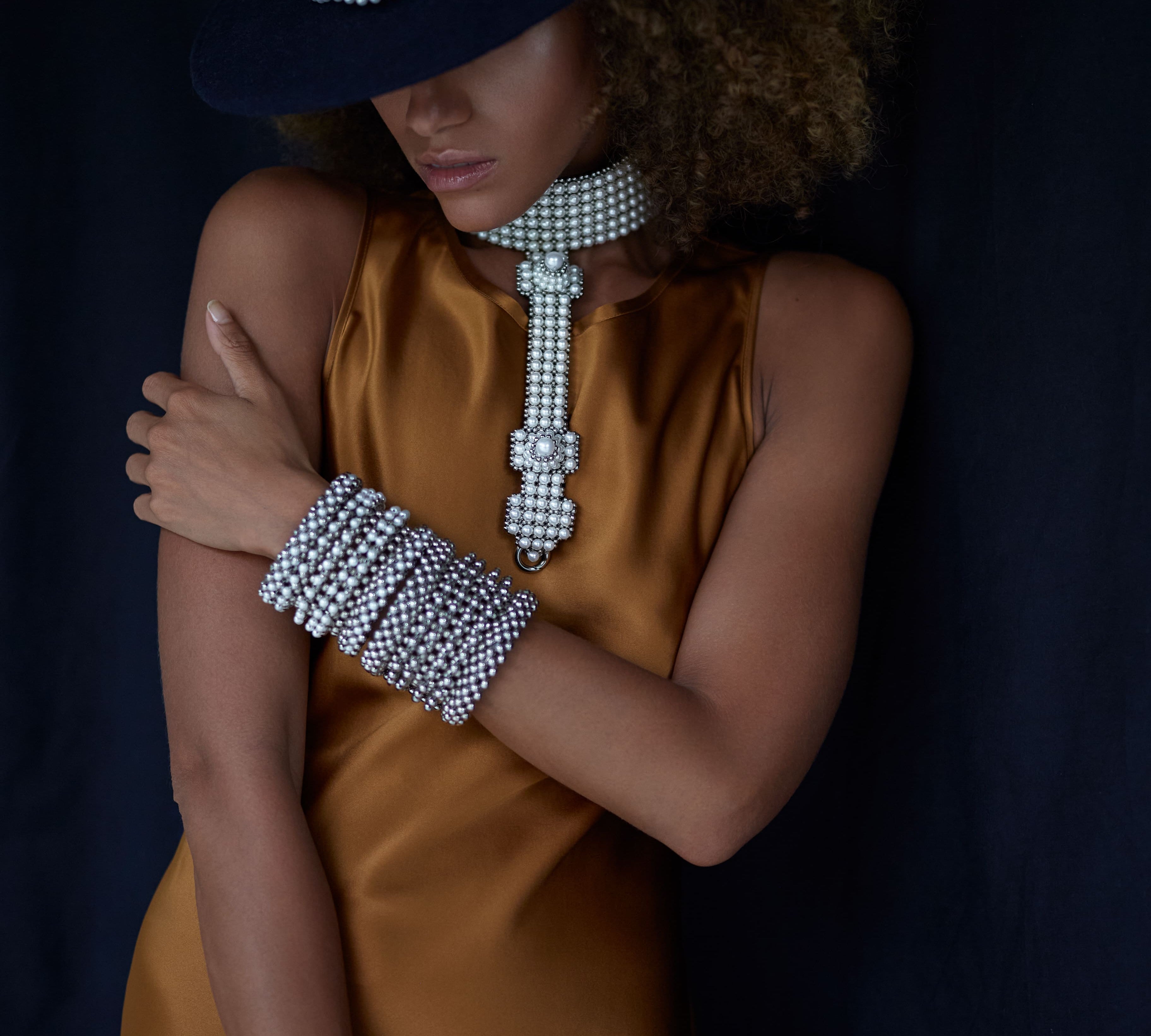 elohim_t-choker-cuffs-pear.jpg